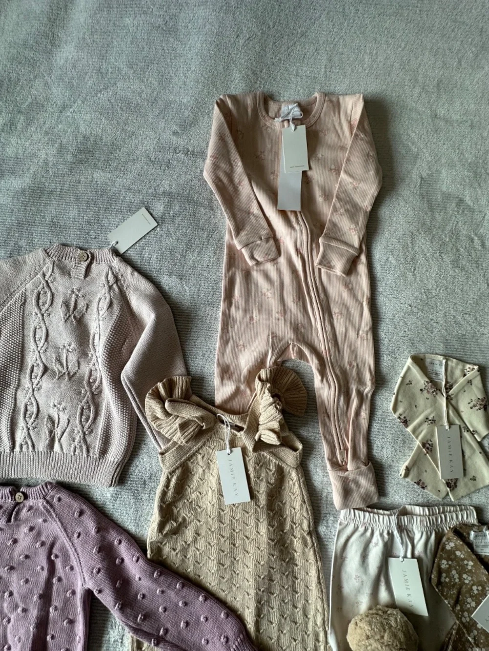 Jamie Kay Bundle - Picture 7 of 16